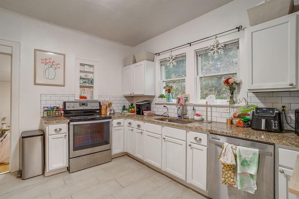 University Place Add - Residential Lease