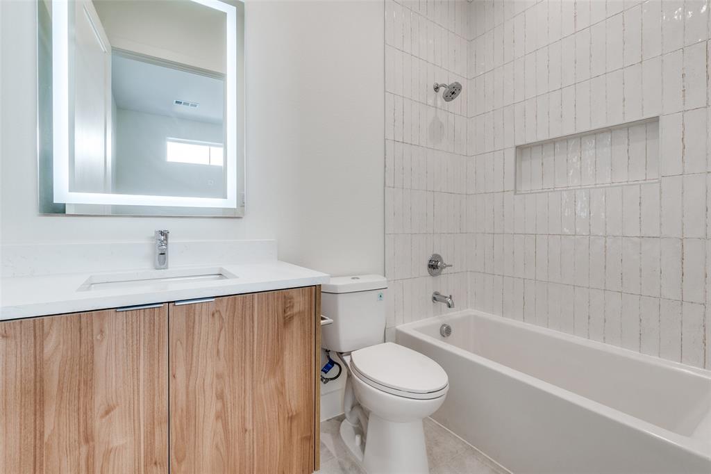 Clifton Place 02 - Residential Lease