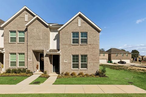 Photo of 5123 Community Street, Haltom City, TX 76117 (MLS # 21189723)