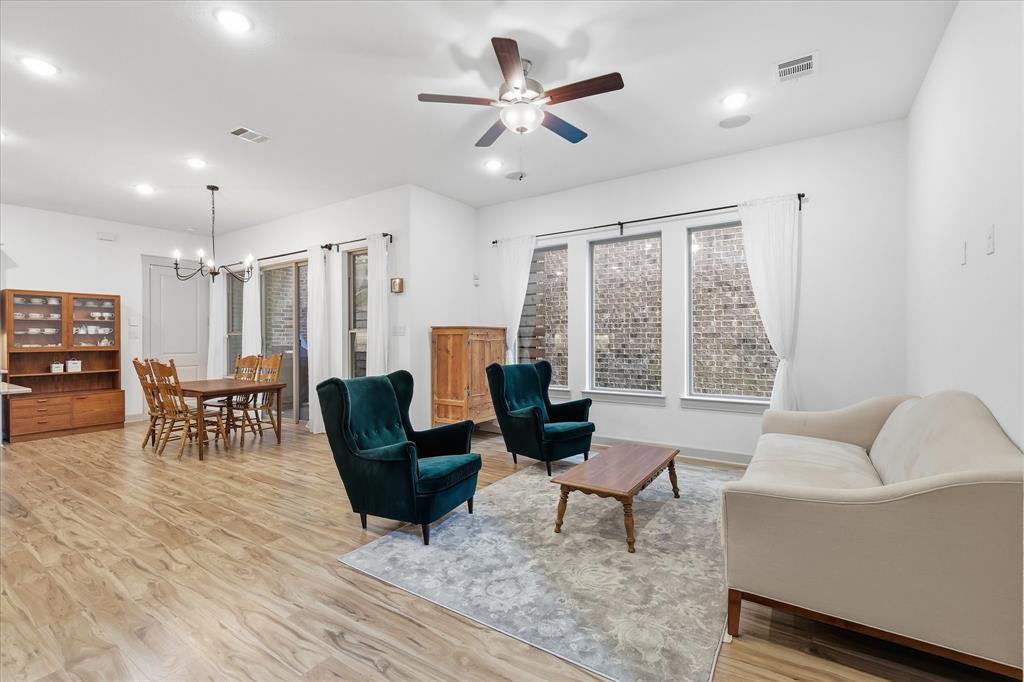 241 Harbor Hills Drive