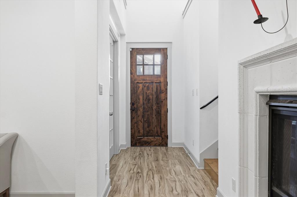 241 Harbor Hills Drive