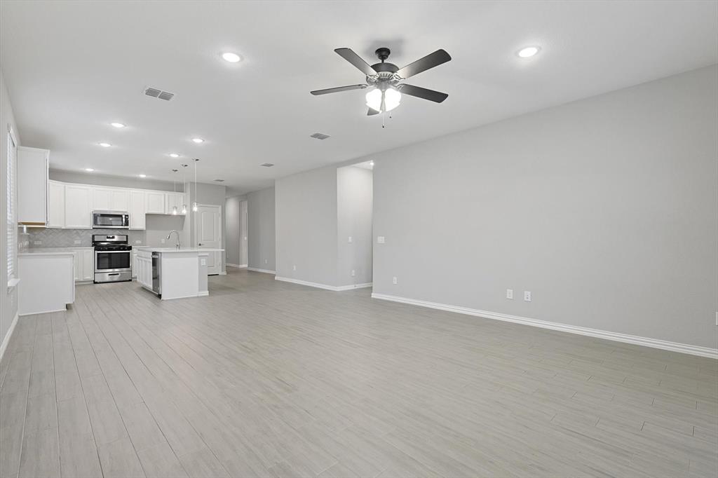 Pecan Square Ph 1b - Residential Lease