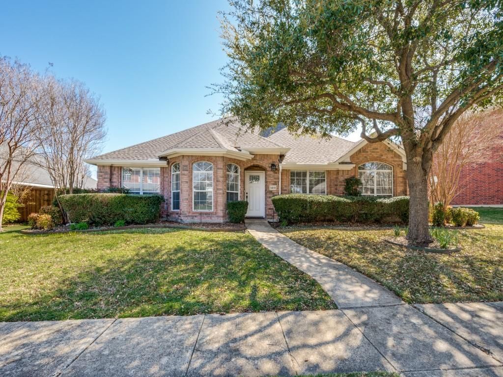 Photo of 1419 Macrae Court, Allen, TX 75013 (MLS # 21208085)