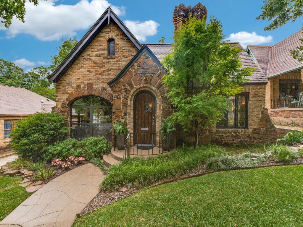 1107 Clermont Avenue
