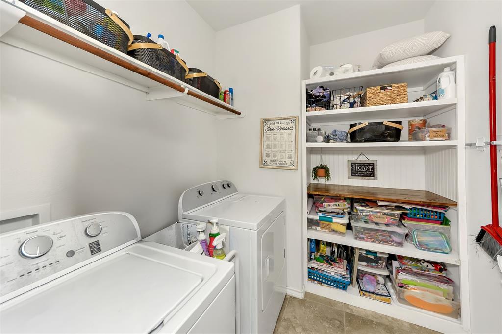 LOST CREEK NORTH - Residential