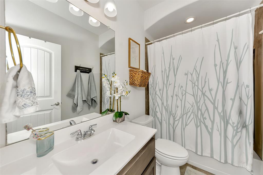 LOST CREEK NORTH - Residential