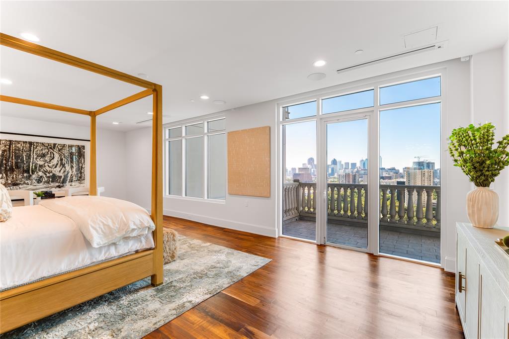 Vendome On Turtle Creek - Residential