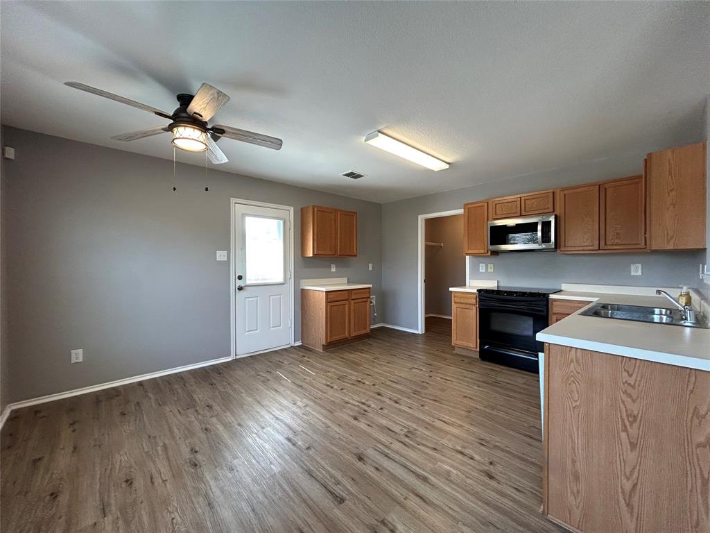 Harriet Creek Ranch Ph 4 - Residential Lease