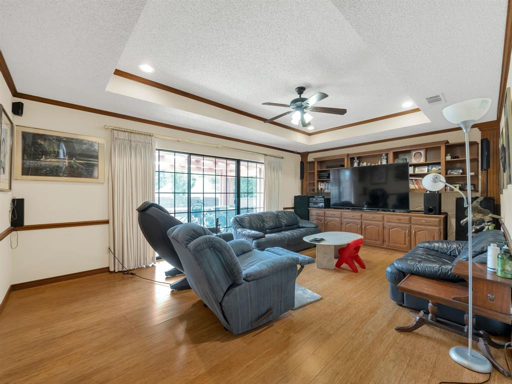 Woodbridge 03 - Residential