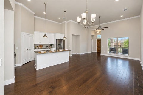Tiny photo for 919 Birds Fort Trail, Arlington, TX 76005 (MLS # 21396294)