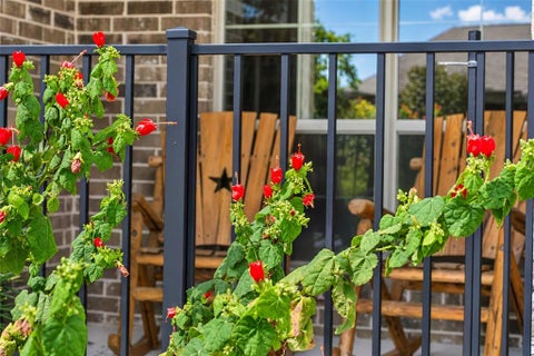 Tiny photo for 919 Birds Fort Trail, Arlington, TX 76005 (MLS # 21396294)
