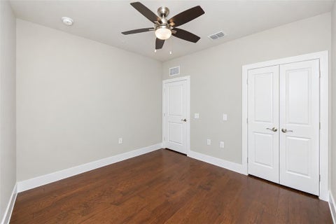 Tiny photo for 919 Birds Fort Trail, Arlington, TX 76005 (MLS # 21396294)