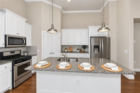 Tiny photo for 919 Birds Fort Trail, Arlington, TX 76005 (MLS # 21396294)