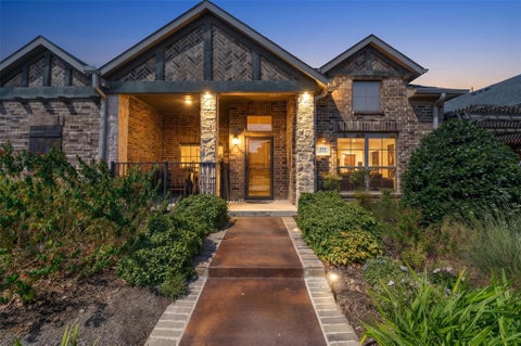 Tiny photo for 919 Birds Fort Trail, Arlington, TX 76005 (MLS # 21396294)