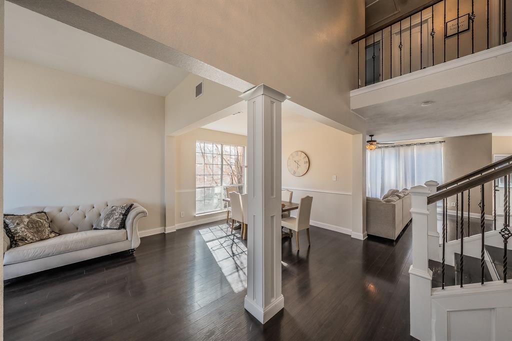 5816 Vista Park Lane