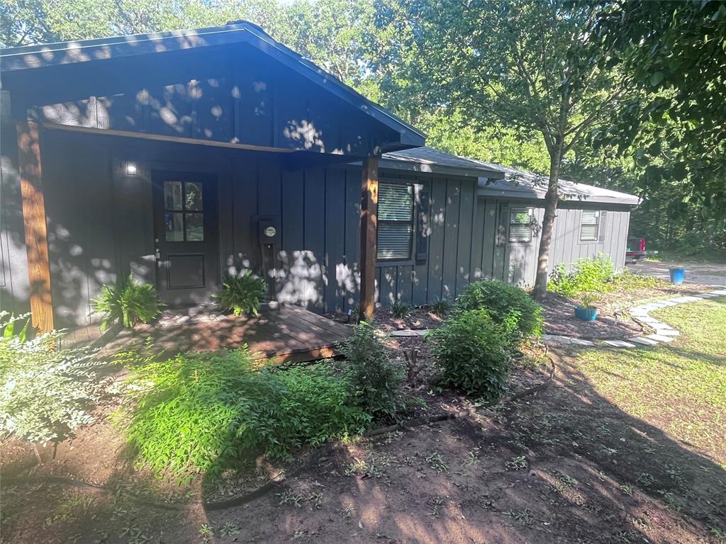 7899 Private Road 2576