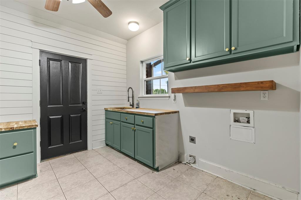 Laurel Creek Add Sec Three - Residential