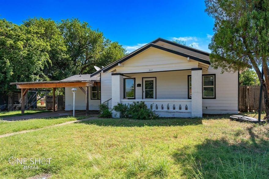 PROPERTY IS OCCUPIED BY TENATS. MUST HAVE 24 HOUR NOTICE TO COORDINATE SHOWINGS.  Front house is a 3 bed, 2 bath home. Current tenant pays $1360 per month and is on a month-to-month lease.  The back unit is a 1 bed, 1 bath studio apartment. Current resident pays $775 per month. Tenant is in a lease until May 31, 2026. Both units have had updates done.  This property would be a great addition to add to a portfolio or to start an investment journey. A buyer could also occupy the front unit and let the back unit help pay the mortgage payment. Lots of potential with this property. Property is professionally managed by Absolute Real Estate Management.  Financial and historical data available upon request.