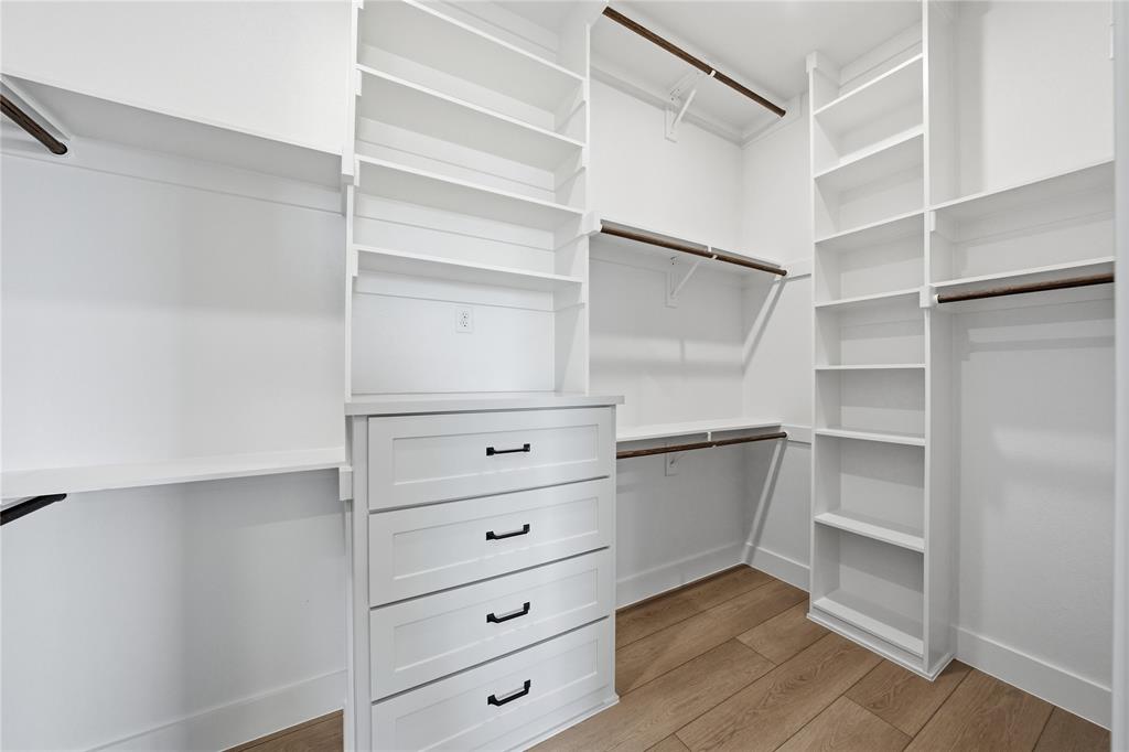 Whispering Oaks - Residential