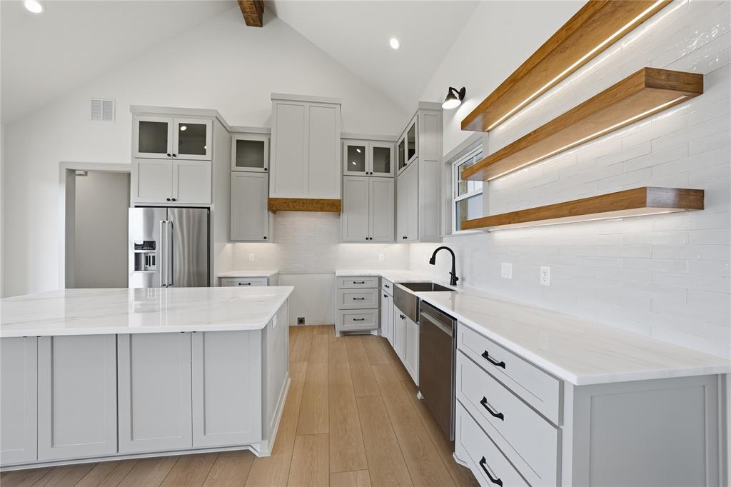 Whispering Oaks - Residential