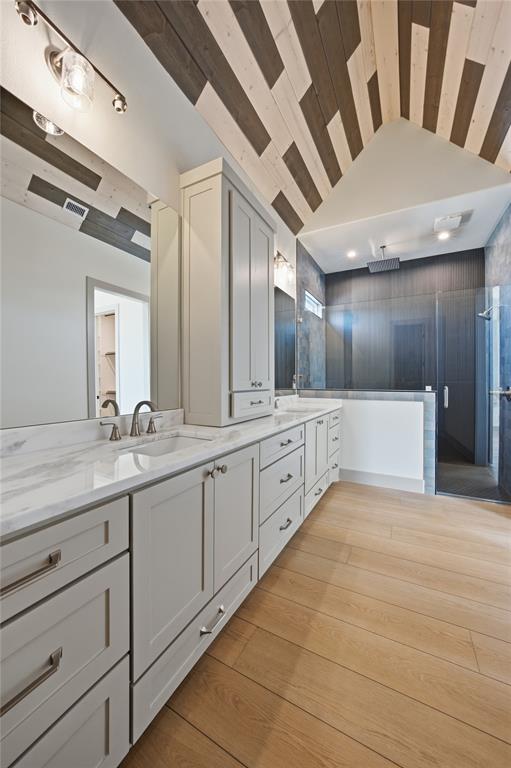 Whispering Oaks - Residential