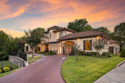 Photo of 4800 Beldon Trail, Colleyville, TX 76034 (MLS # 21349145)
