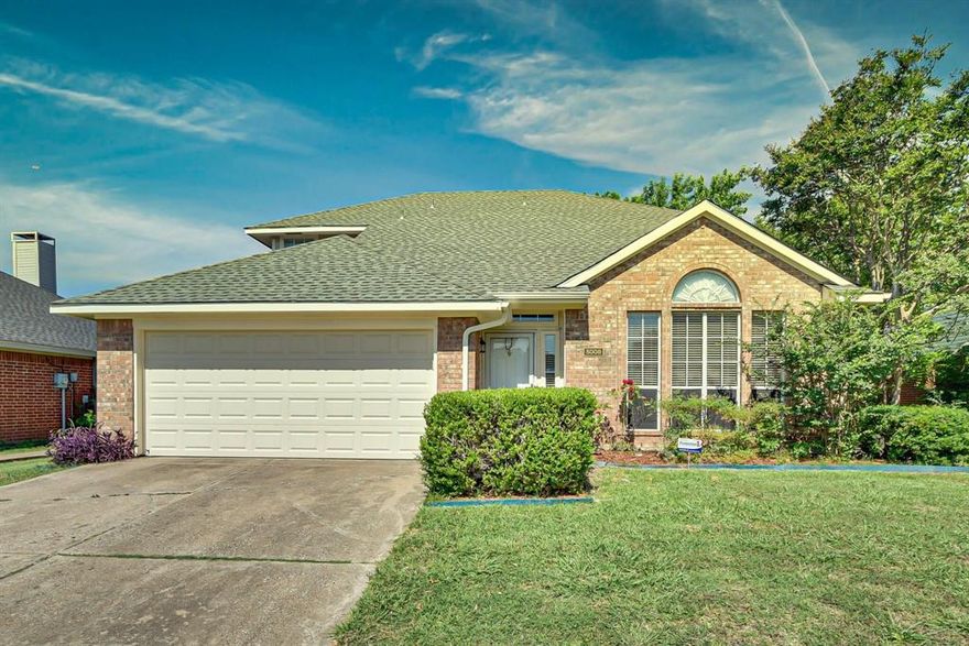 Spacious 3BR, 2.5BA Home in Arlington! This charming 2-story offers 2 living areas, dining room, breakfast bar, fireplace, and wet bar—perfect for entertaining! Enjoy beautiful floors throughout, a covered patio with no rear neighbors, and a storage shed. Minutes from The Highlands with easy access to HWY 20. Don’t miss out—schedule your showing today!