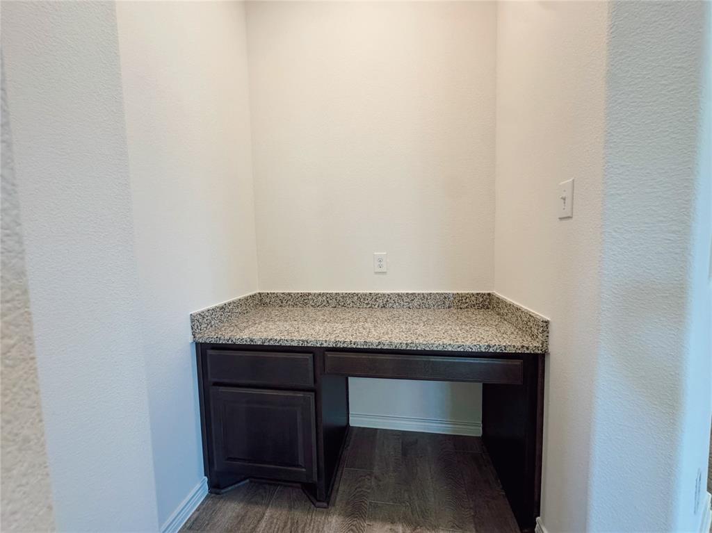 Lakeside at Heath - Residential Lease