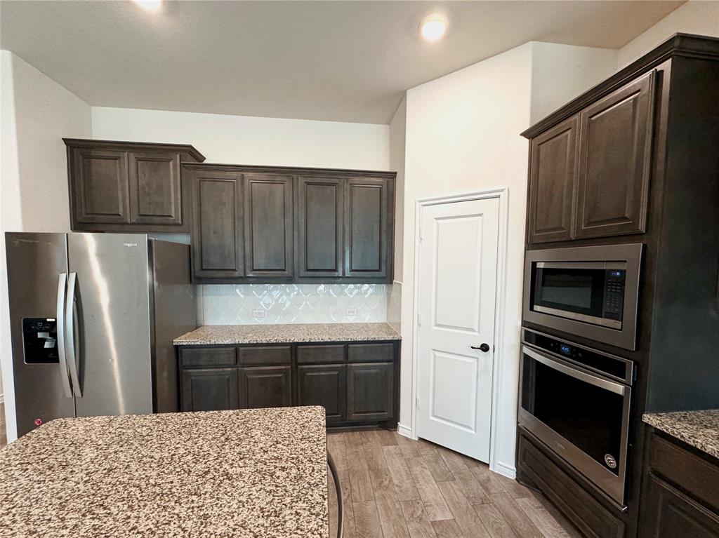 Lakeside at Heath - Residential Lease