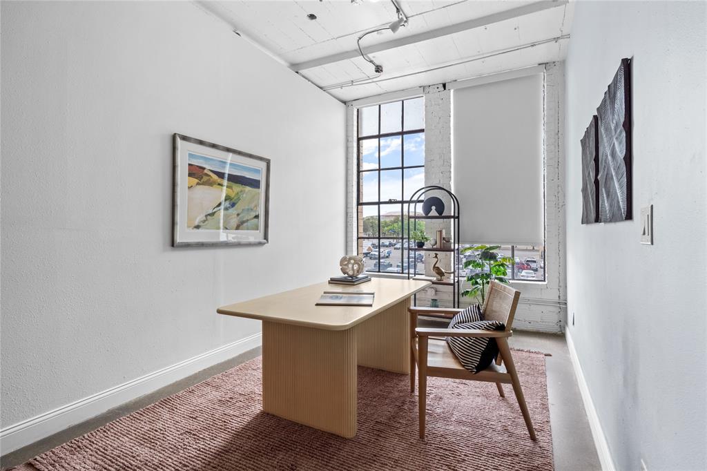 Soco Urban Loft Condo - Residential Lease