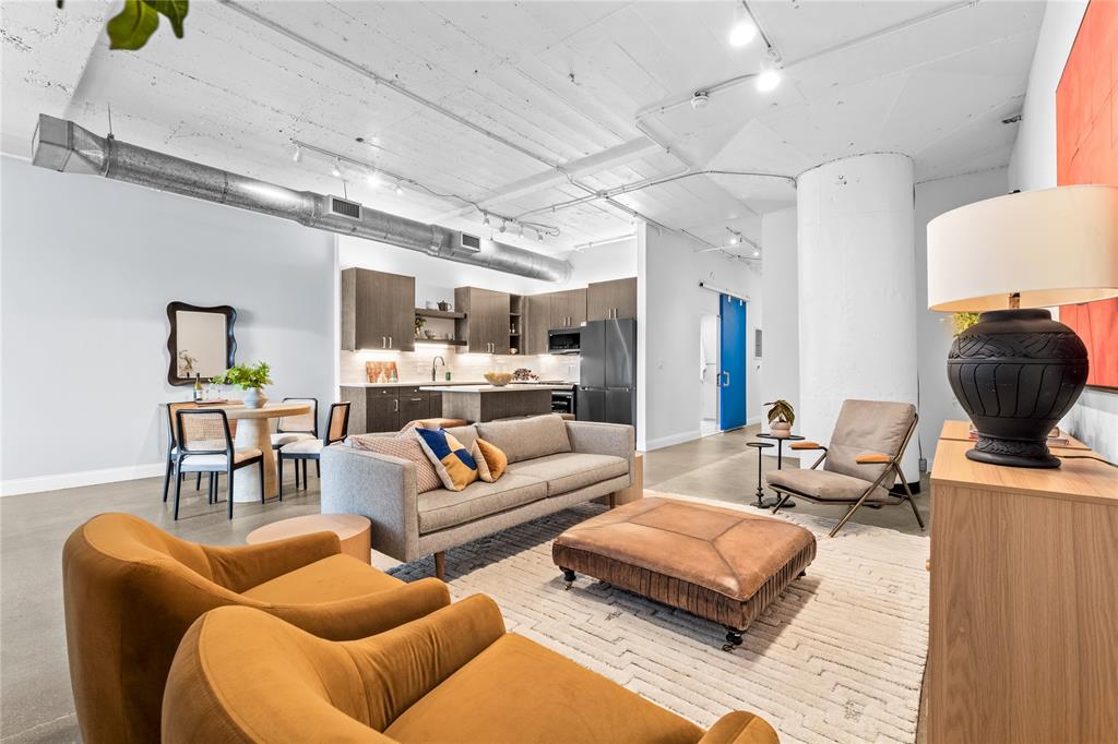 Soco Urban Loft Condo - Residential Lease