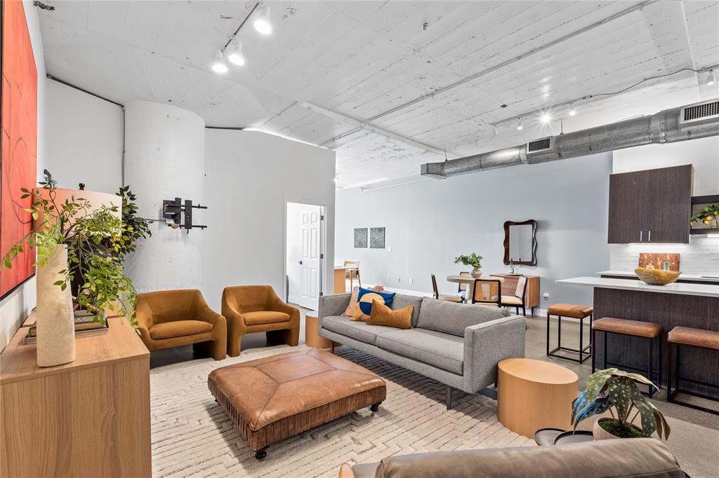 Soco Urban Loft Condo - Residential Lease
