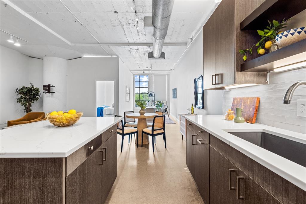 Soco Urban Loft Condo - Residential Lease