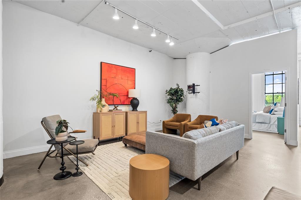 Soco Urban Loft Condo - Residential Lease