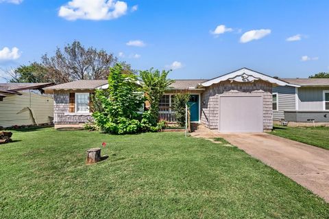 1110 Park Street Arlington TX 76011