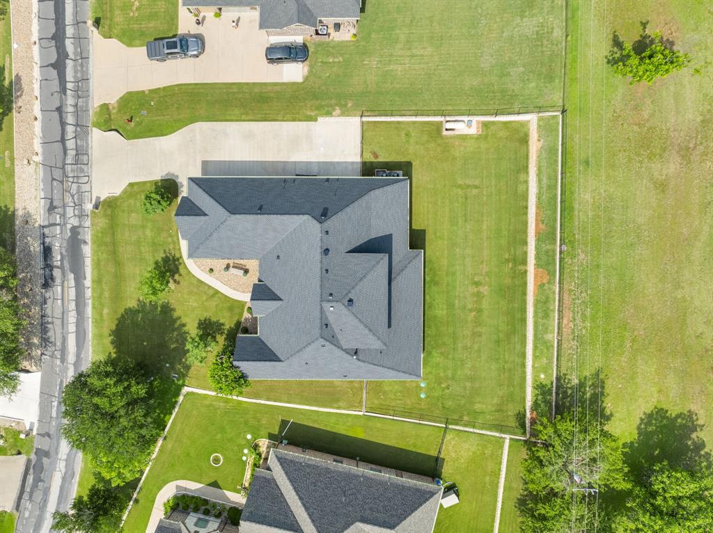 10107 Ravenswood Road