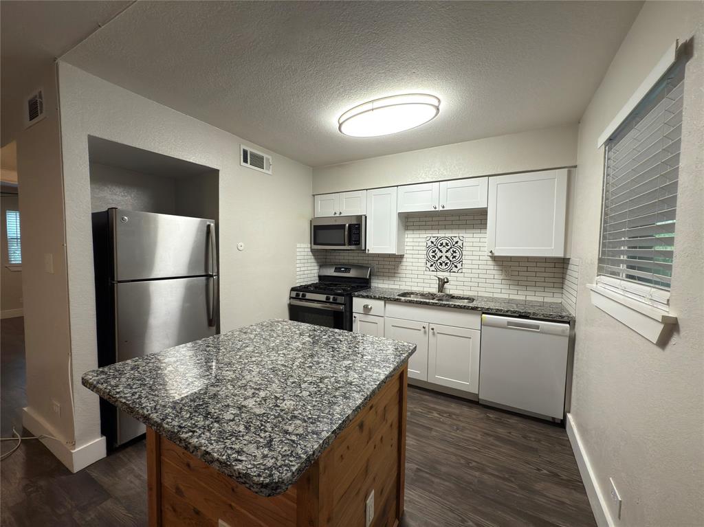 Chamberlain Arlington Heights 2nd - Residential Lease