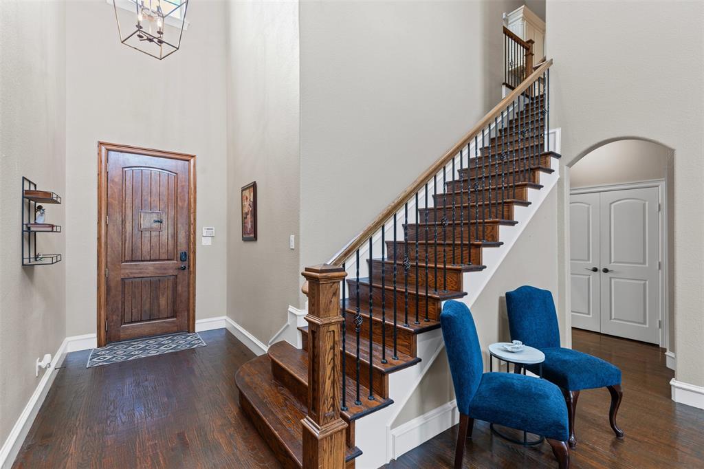 3712 Bur Oak Drive