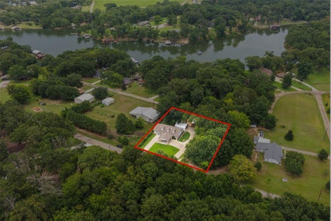 Tiny photo for 411 County Road 2127, Pittsburg, TX 75686 (MLS # 21396312)