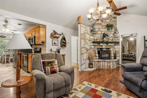 Tiny photo for 411 County Road 2127, Pittsburg, TX 75686 (MLS # 21396312)
