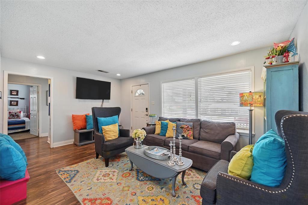 Chamberlain Arlington Heights 1st - Residential Lease