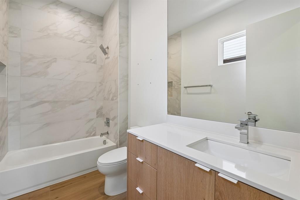 Randalls Plainview - Residential
