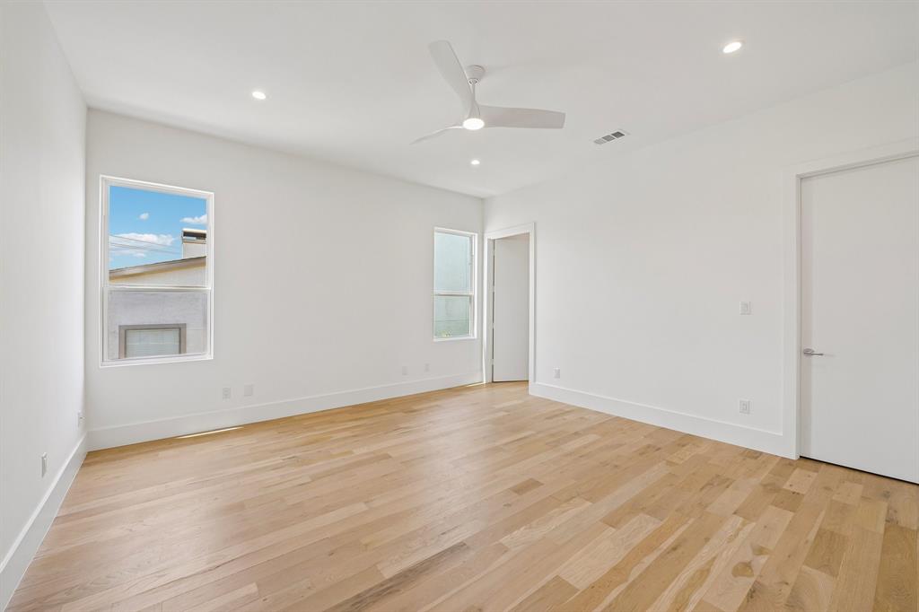 Randalls Plainview - Residential