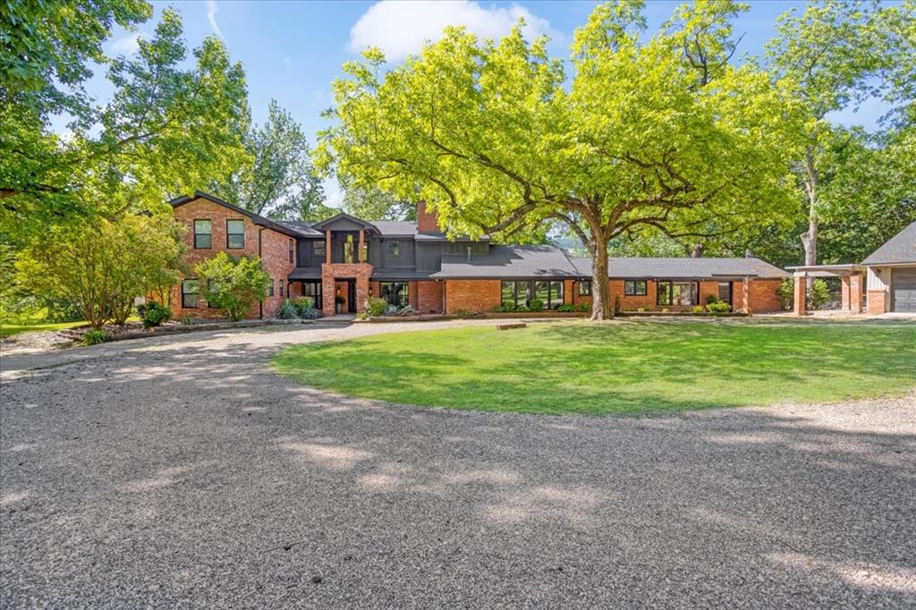 1000 Yorkshire Drive