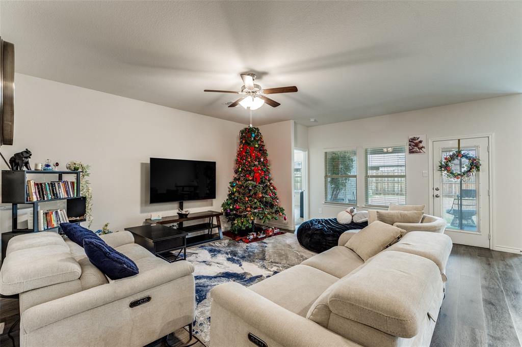 9809 Gooseneck Drive