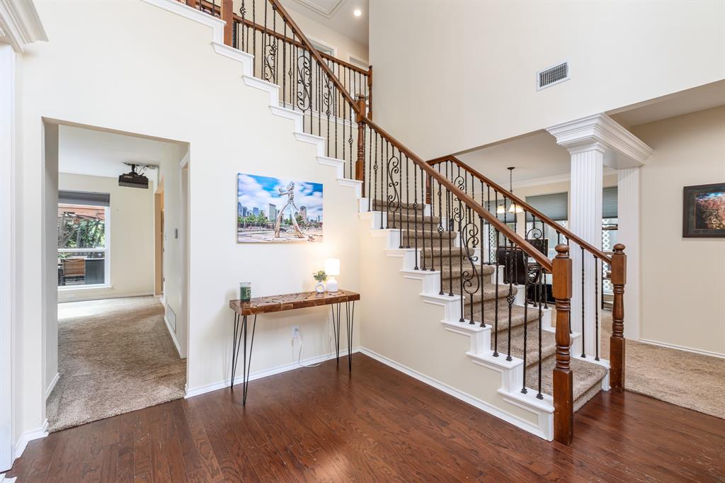 1727 Parkwood Drive