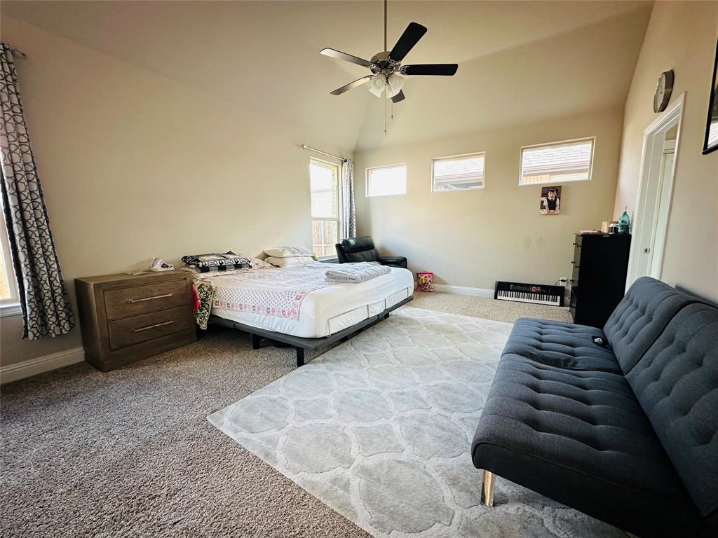 The Alcove at Hickory Creek - Residential