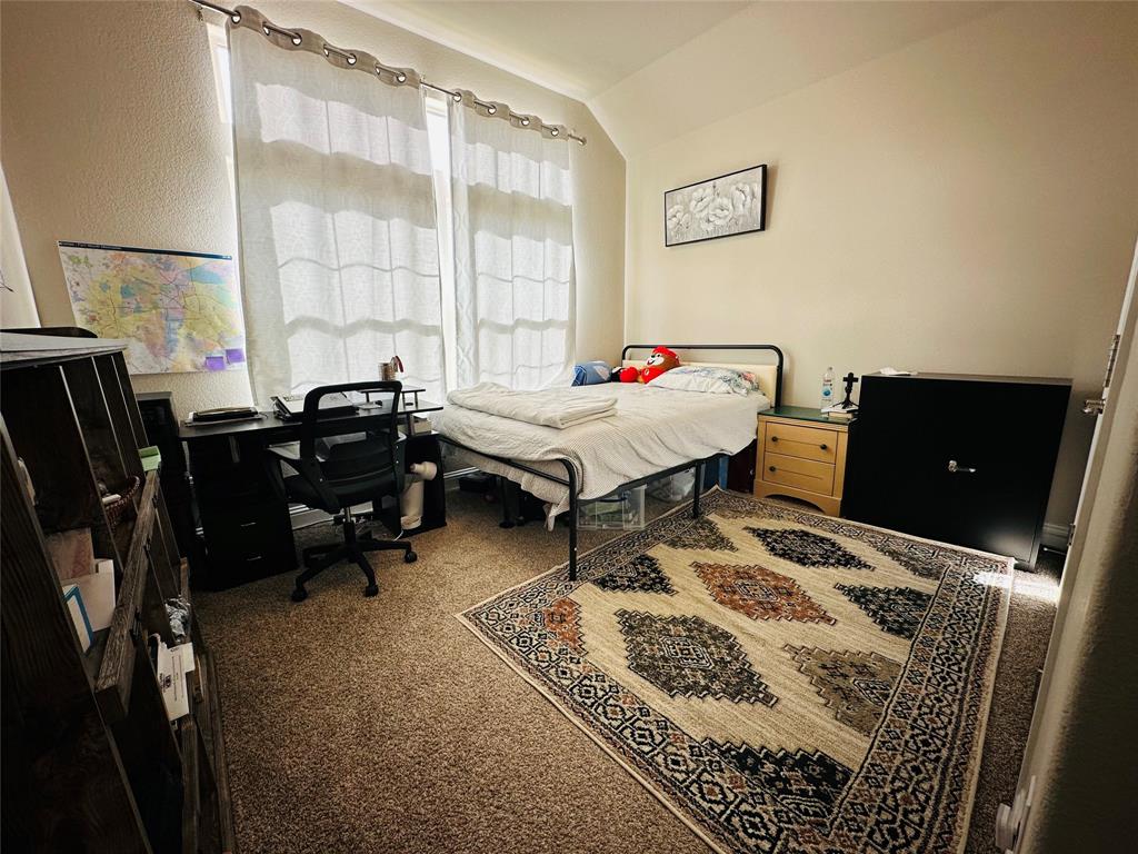 The Alcove at Hickory Creek - Residential