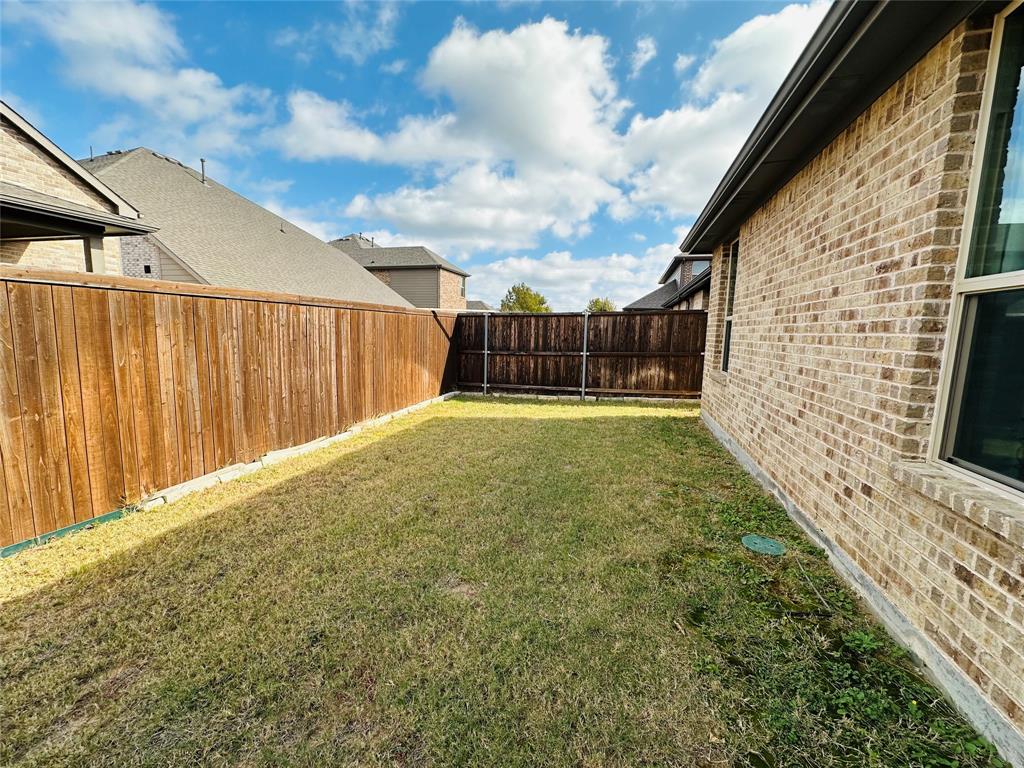The Alcove at Hickory Creek - Residential