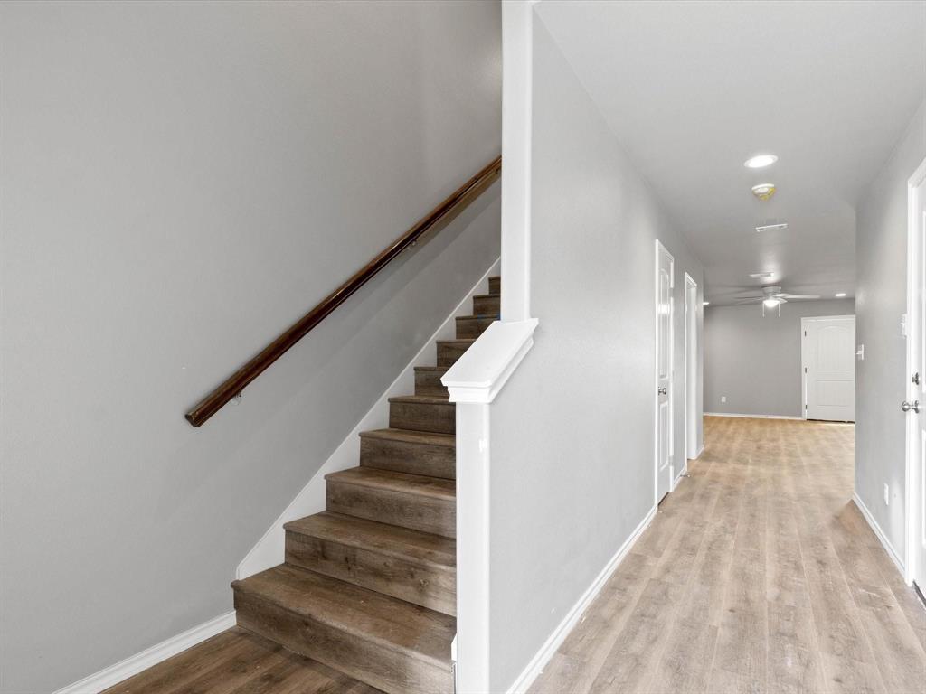 Main Place Ph II - Residential Lease